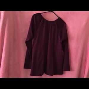 Light weight maternity shirt, long sleeve.